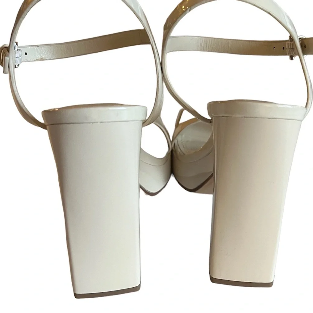 NEW DKNY Maiden - Picture 8 of 11